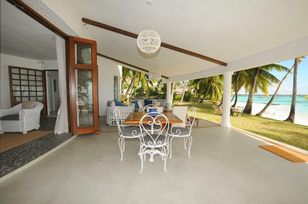 Villa Eva Belle Mare Exterior photo
